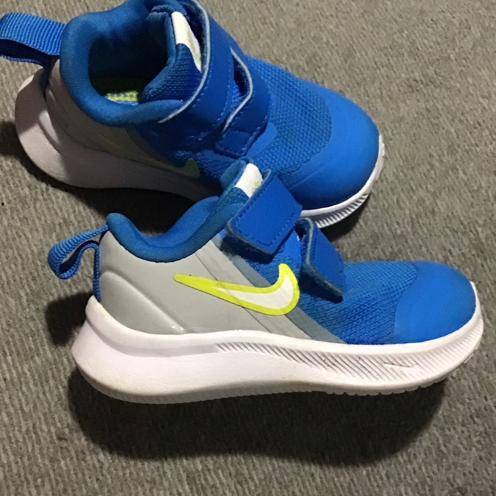 Nike Kids Sneakers in Blue and Gray with Yellow Accents